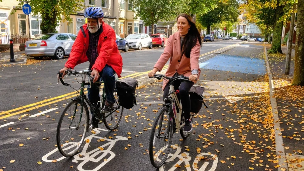 Cycling Eco-Friendly and Efficient